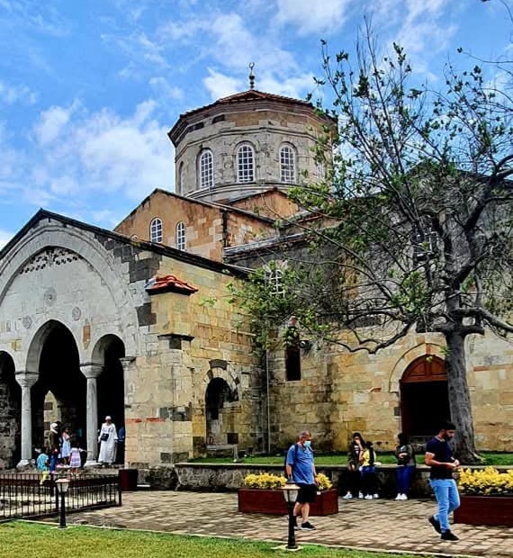 الأنشطة السياحية في جولة متحف آيا صوفيا طرابزون
